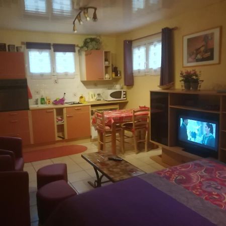 Maison Montricher-le-Bochet Eksteriør billede